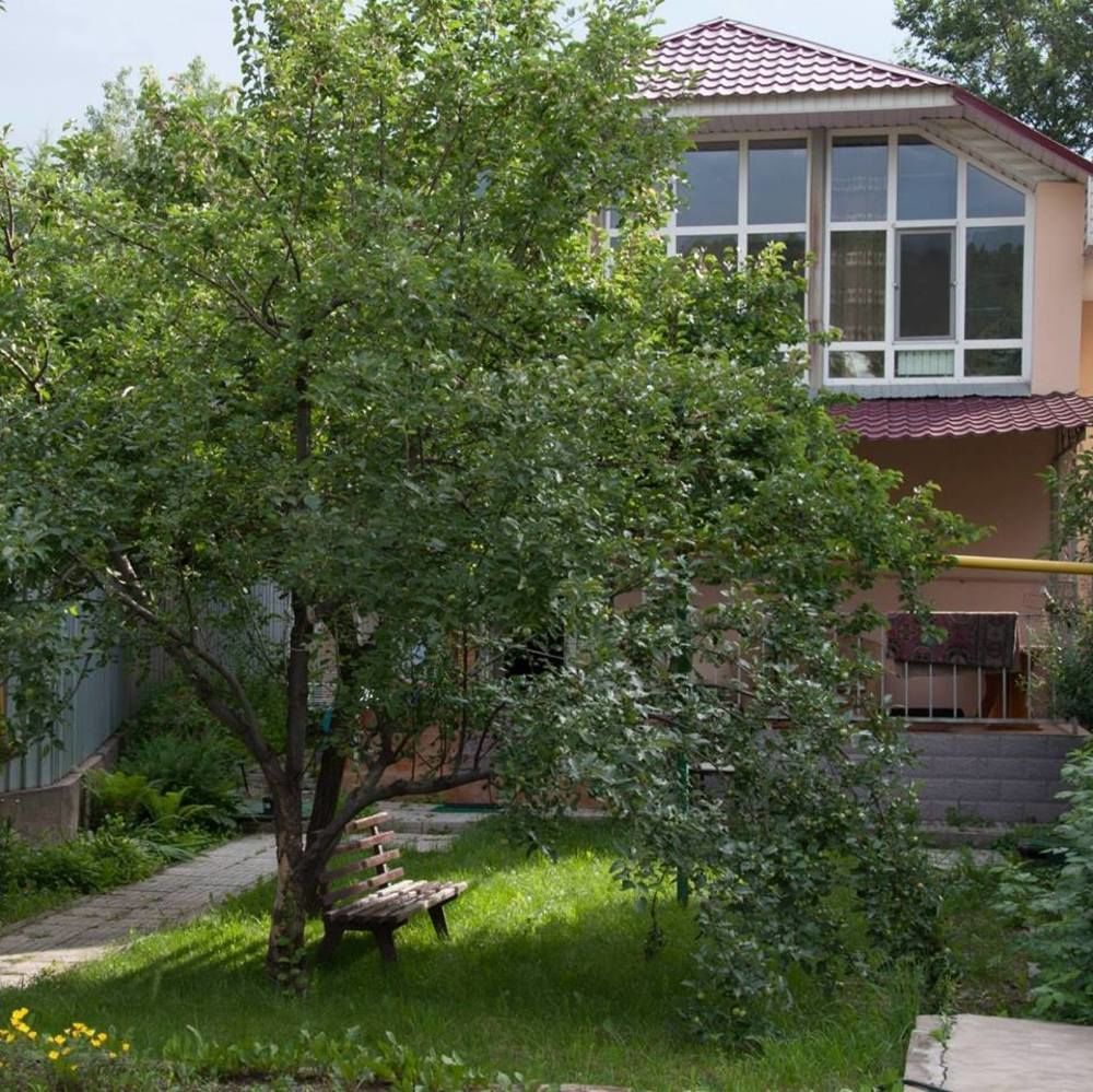 Almaty Backpackers Hostel Exterior foto